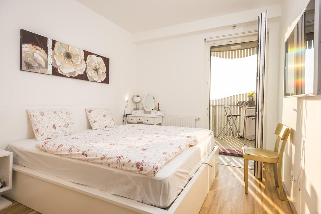 Sky View Apartment Відень Екстер'єр фото